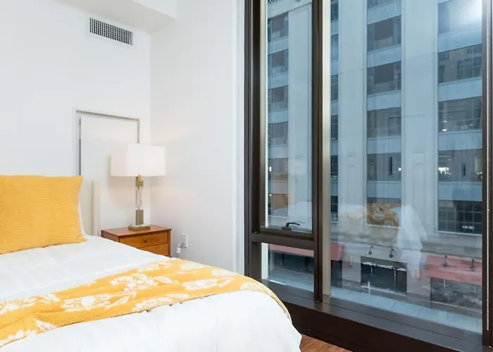 Back-Bay Upscale Central Condo Bos Common Downtown